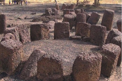 about-01 Cercle Meghalitique